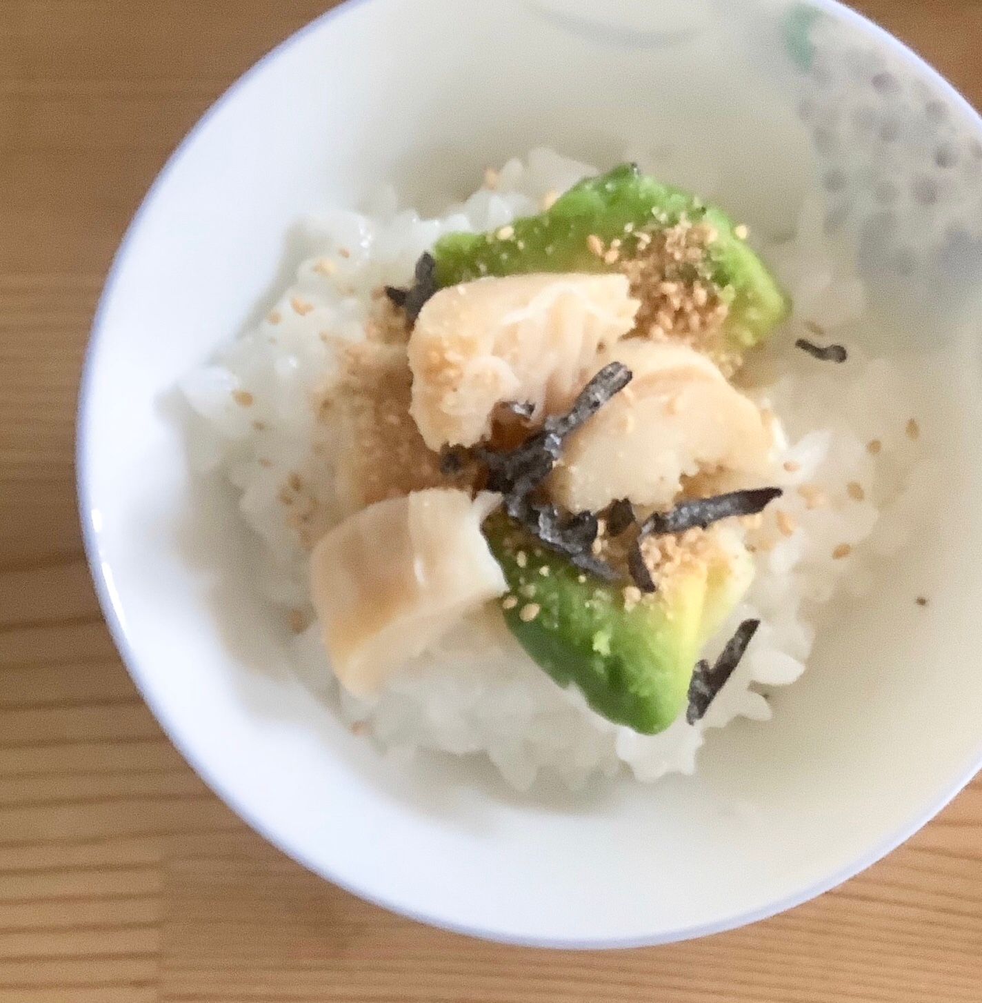 ホタテ貝柱アボカド丼♪