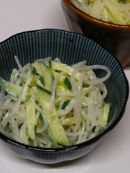 あ、かんじんのツナを入れ忘れました(/_;)
きゅうりと春雨サラダになっちゃったけど、あっさりおいしかったです♪