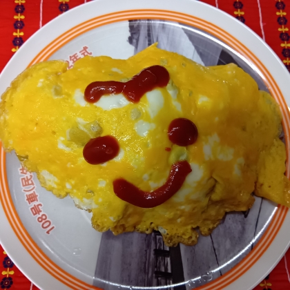 卵1個で☆バターライスのオムライス　サンサン