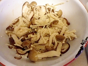 きのこの塩漬け レシピ 作り方 By Smallberry 楽天レシピ きのこの塩漬け レシピ 作り方 By Smallberry 楽天レシピ