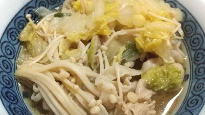 初めて市販の鍋つゆを使わずに鍋を作りましたが、ダシがきいててとても美味しかったです！また作りたいです。