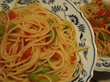 トマトとセロリのパスタ