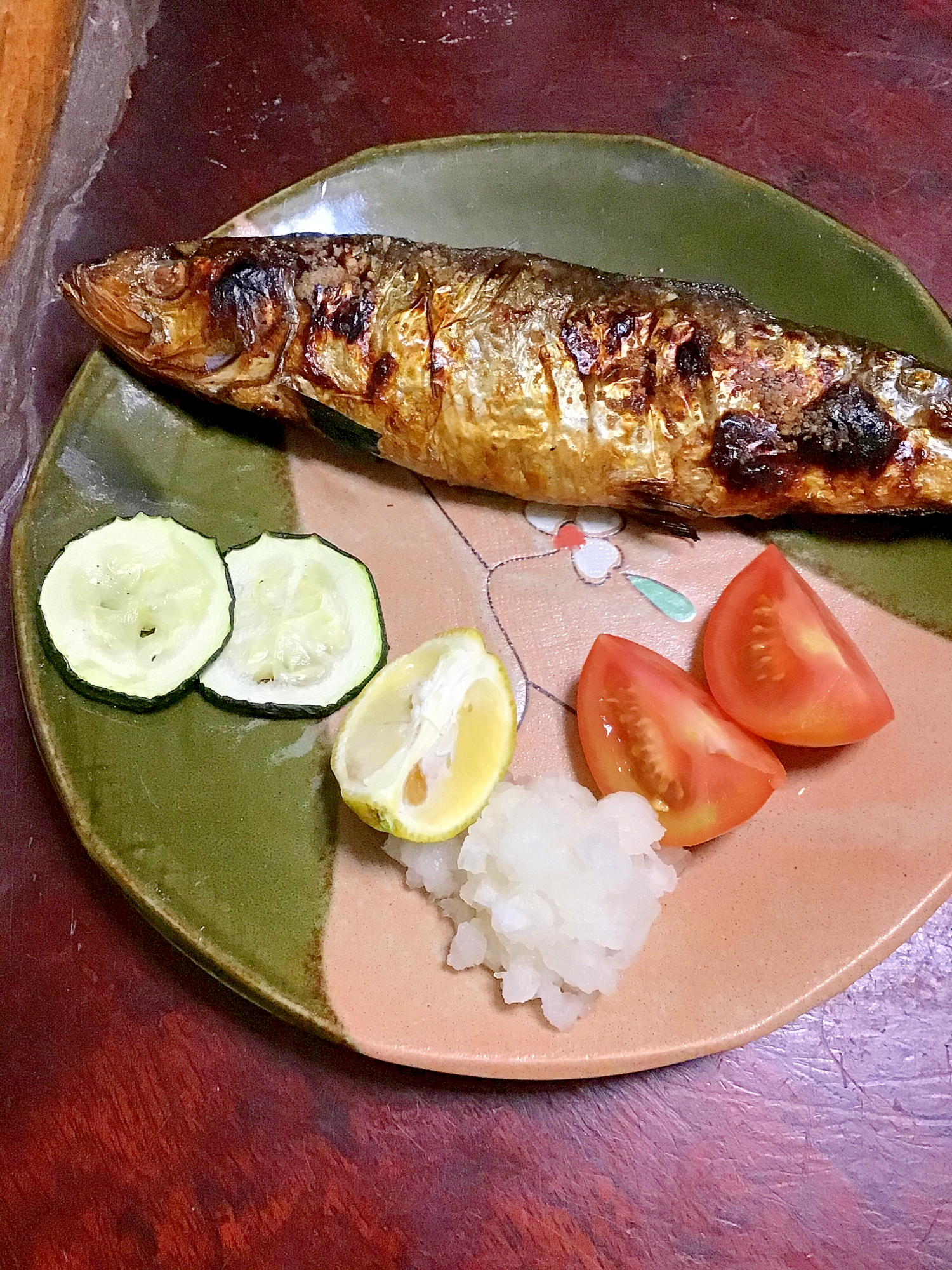 ニシンとズッキーニの塩焼きとトマト。