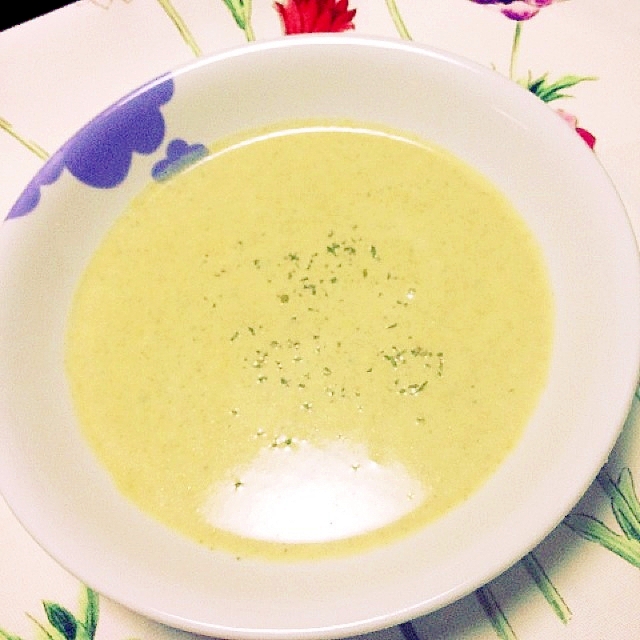 温まろ 黄くなったブロッコリースープ レシピ 作り方 By Polaris36 楽天レシピ