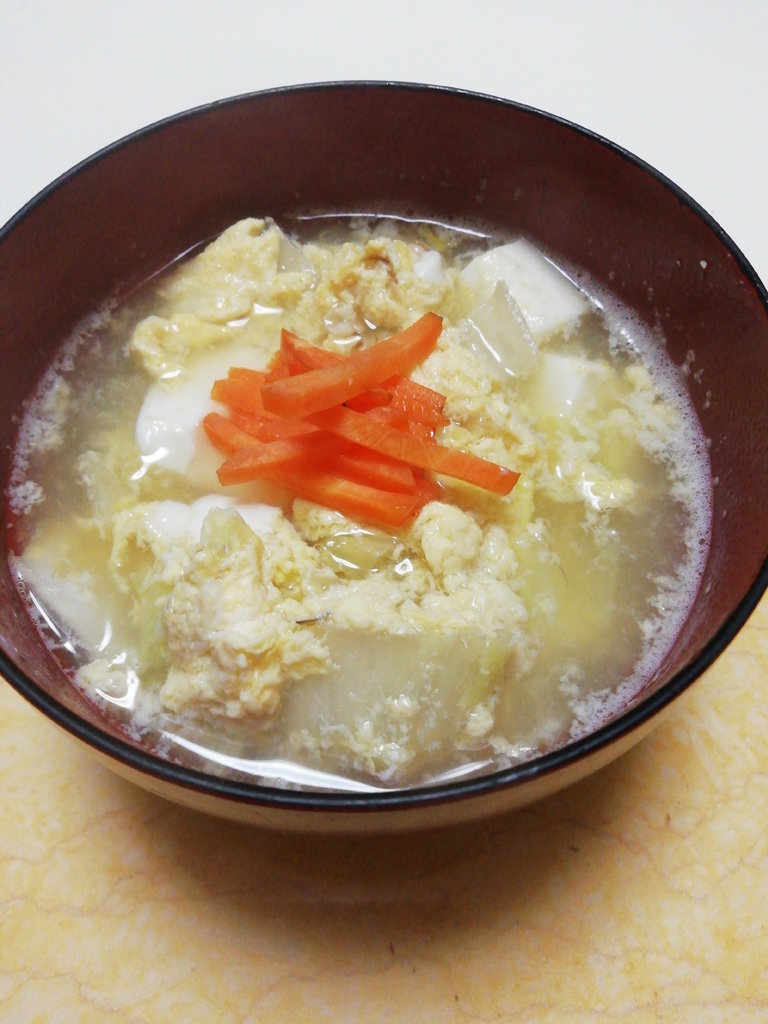 豆腐と白菜の卵とじ麦味噌汁