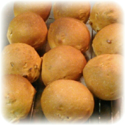 基本のパン生地ｄｅ❤胡桃とにんにくの丸パン❤