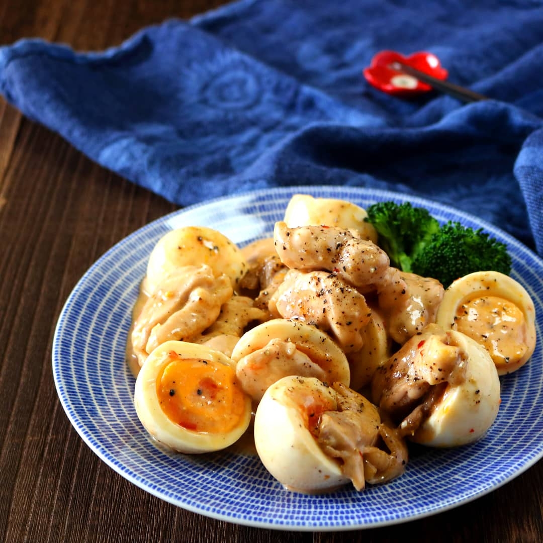 鶏肉と茹で玉子のスイチリマヨネーズ和え。