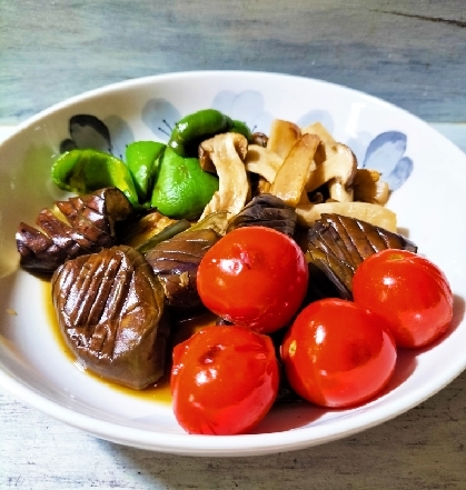 野菜を食べよう♡なすとピーマンとトマトの焼き浸し