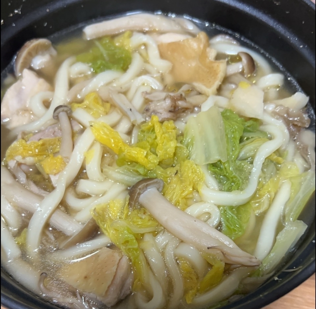 お鍋(寄せ鍋)の残りで白菜うどん