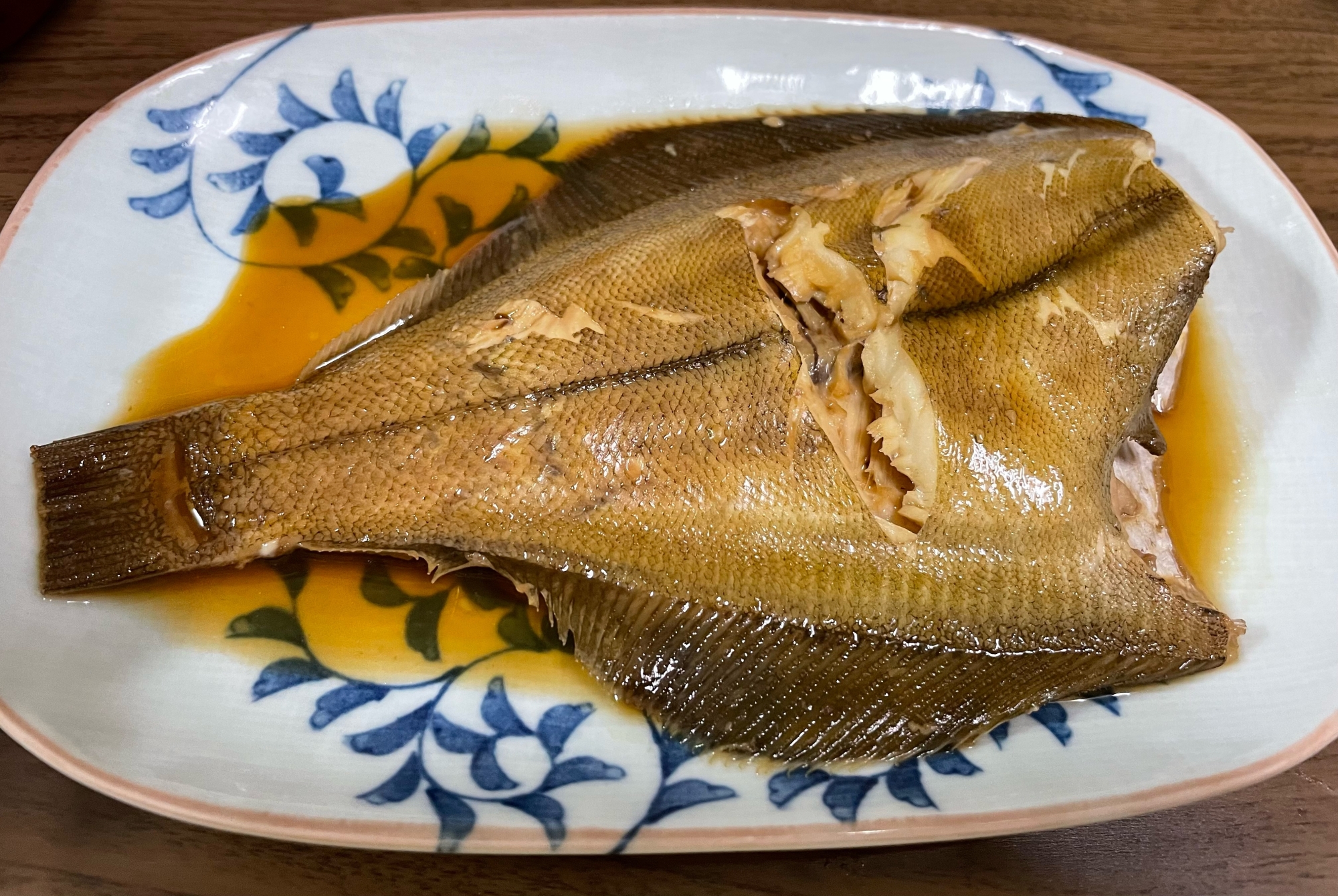 タレを作って煮るだけ！カレイの煮付け