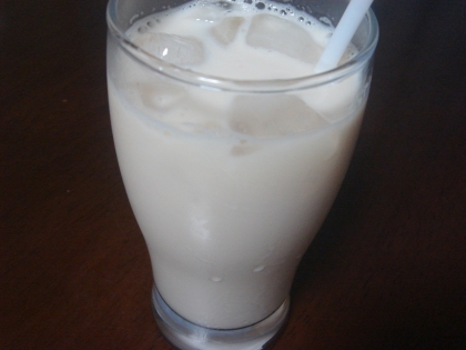 やばウマっ！(*≧m≦*)　豆乳ミルクティにカルーア合うね！
しばらくこれにハマりそ～♪楽しい日々の始まり始まり～ヽ(*´∀`)ノ