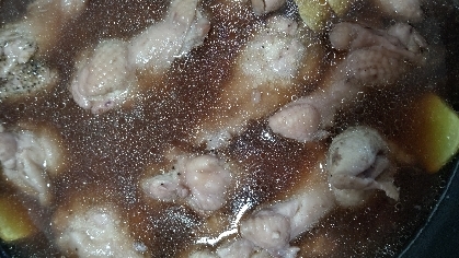 鶏手羽元の黒胡椒煮