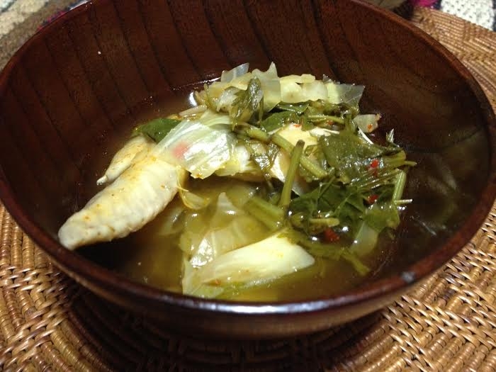 ヨモギの鳥手羽スープ レシピ 作り方 By ギュウ子 楽天レシピ ヨモギの鳥手羽スープ レシピ 作り方 By ギュウ子 楽天レシピ