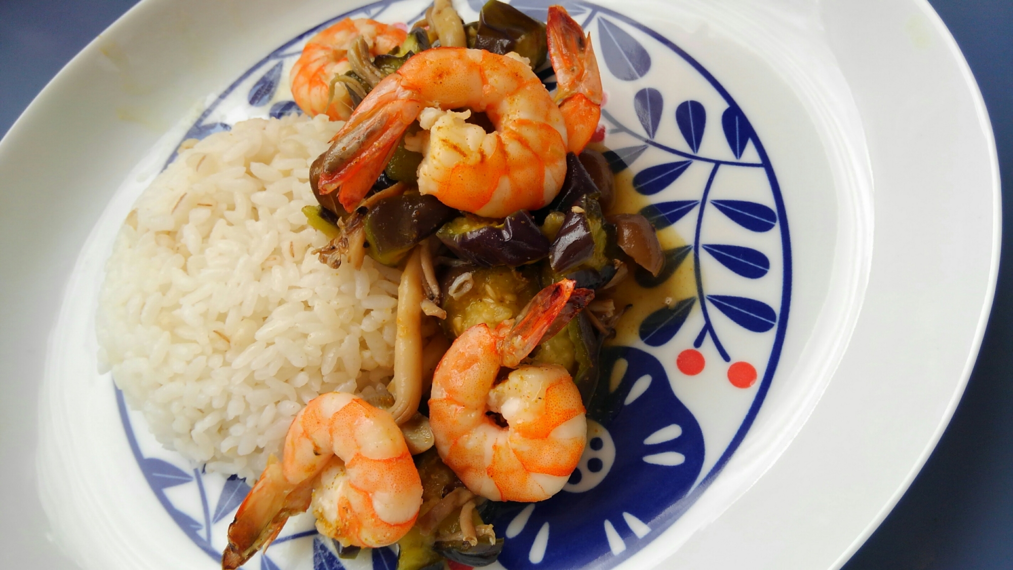 ナス・エビ・しめじのシリコンスチーマー蒸し