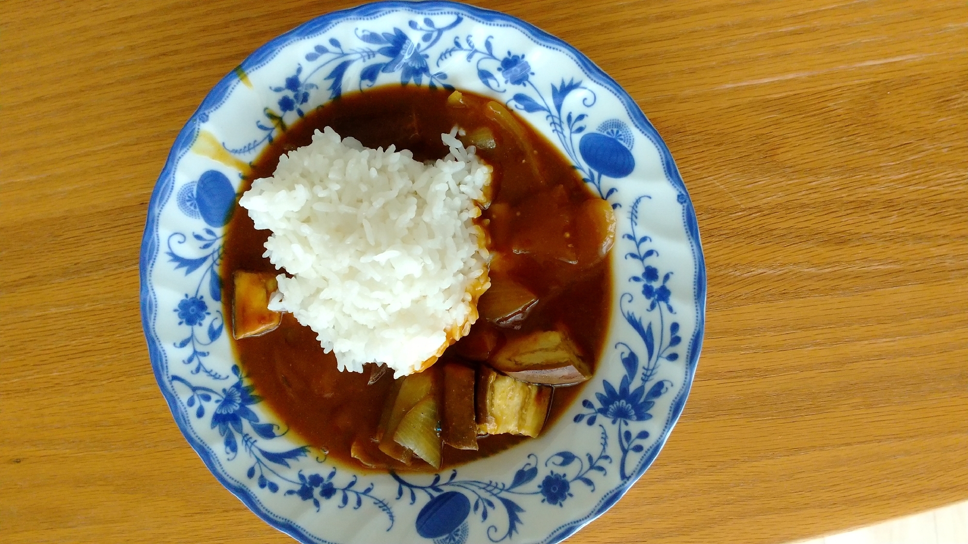 茄子と玉葱のカレーライス