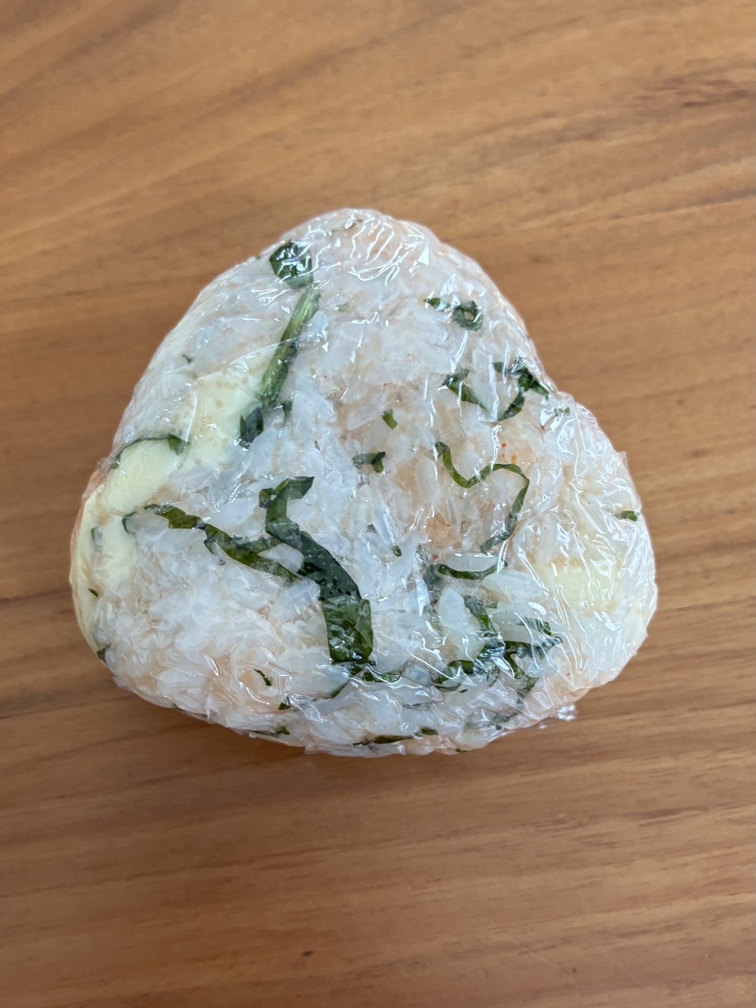 明太子とチーズとしそのおにぎり