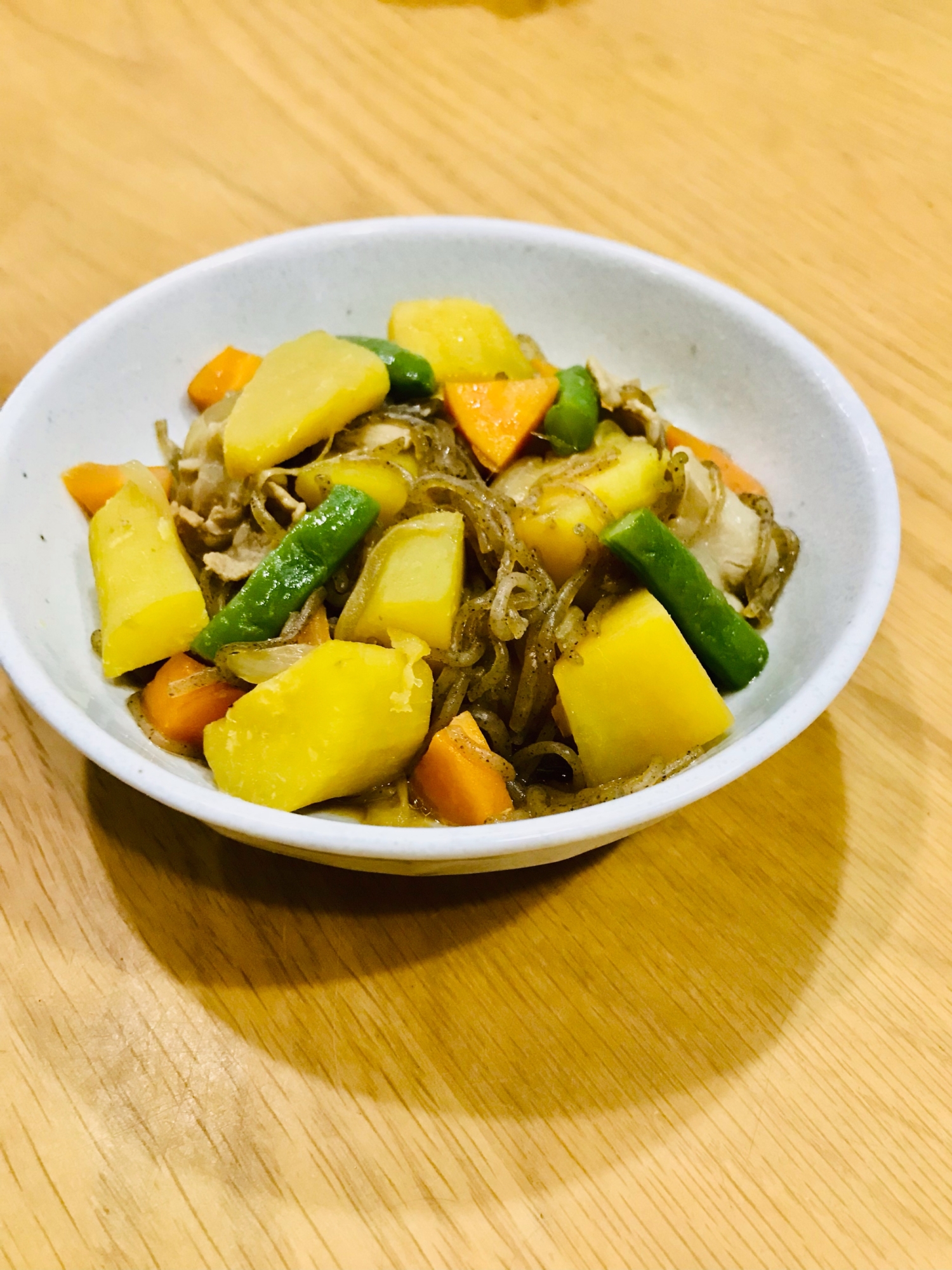 さつまいもの肉じゃが風煮物