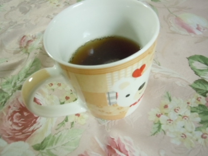 子供も一緒に❤
彼は今回、自ら蜂蜜を入れてました。
(≧ω≦。)プププ 
大人の仲間入りは果たせなかった・・・(ﾉ∀｀)+○ﾟ*｡･
親子でゴチっす～❤❤