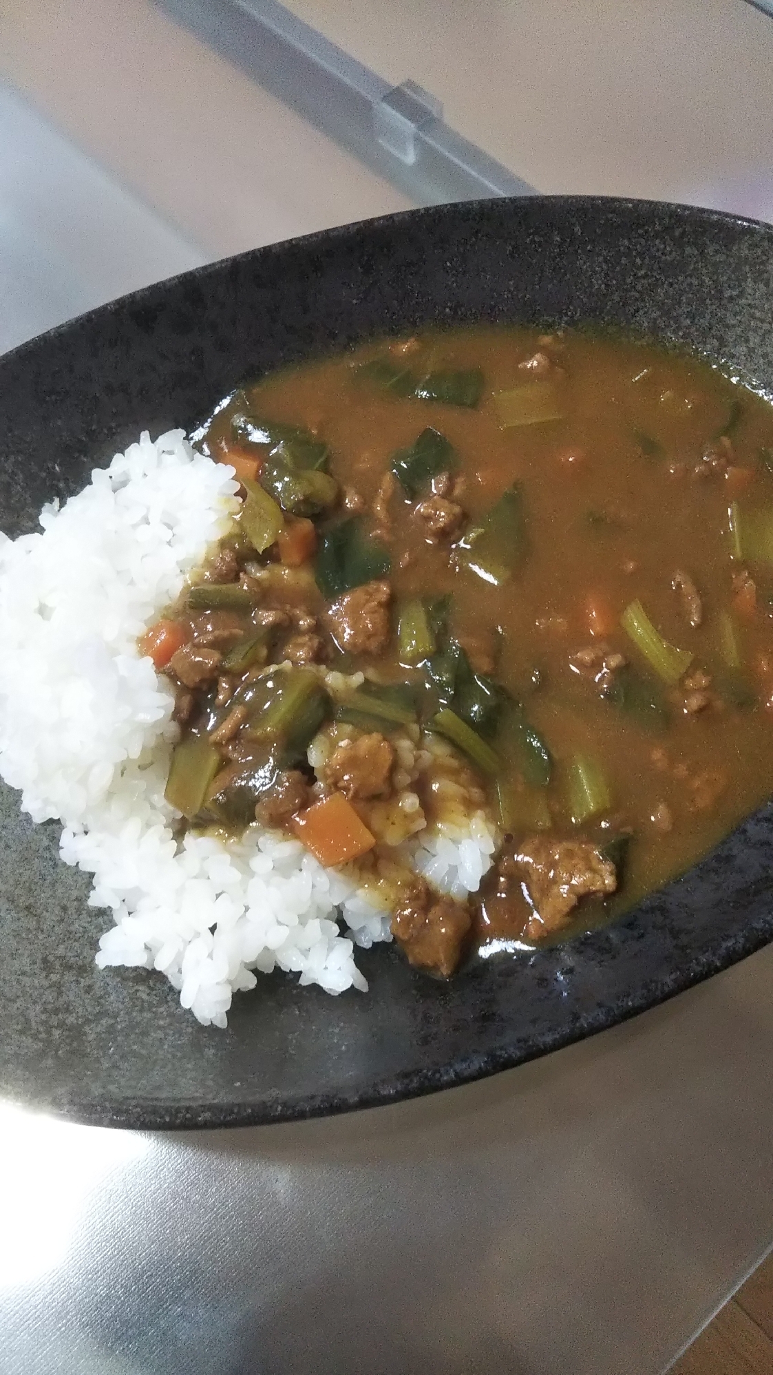 小松菜と豚挽き肉のカレー