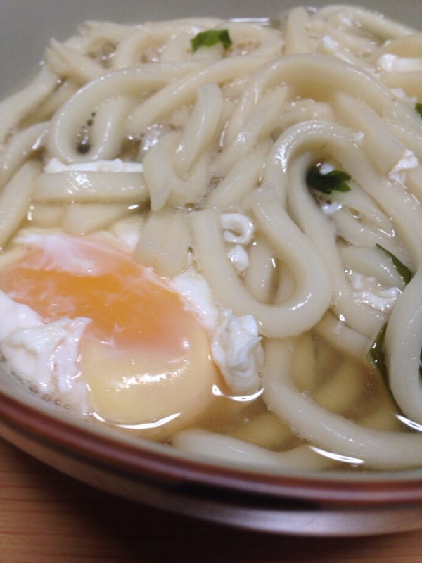 シンプル♪シンプル♪卵わかめうどん(*^^*)