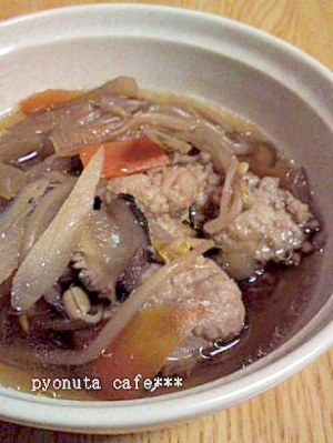 生姜でぽかぽか 鶏肉団子のご馳走スープ