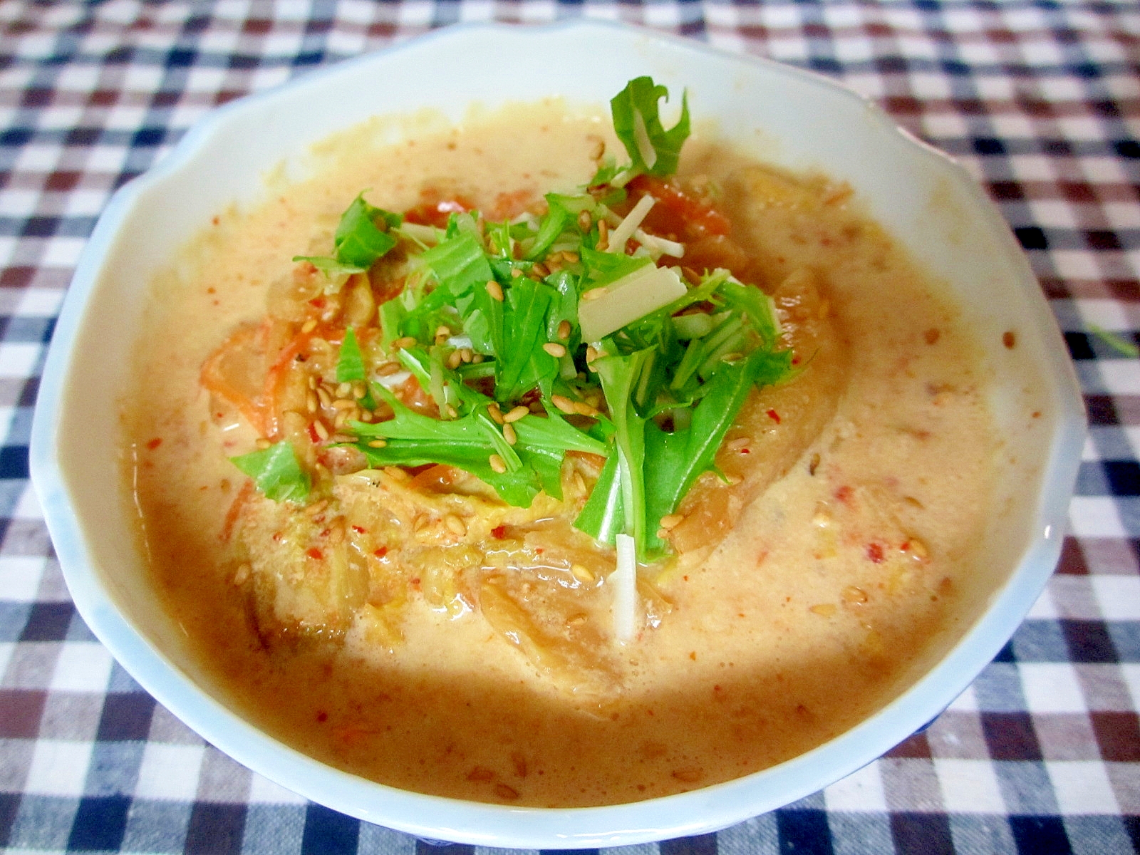 豆腐とキムチの豆乳スープ