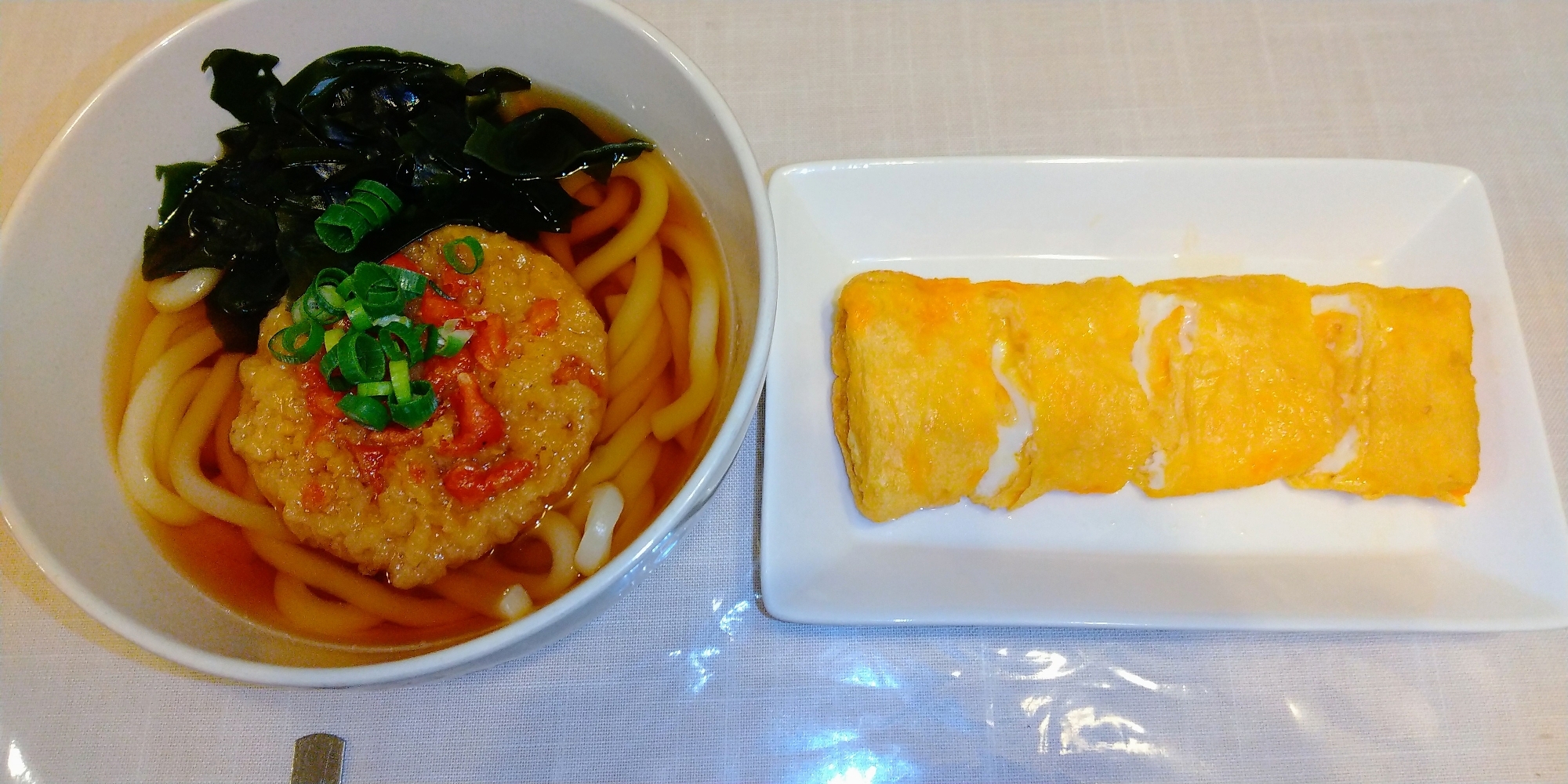 かき揚げうどんとだし巻き玉子