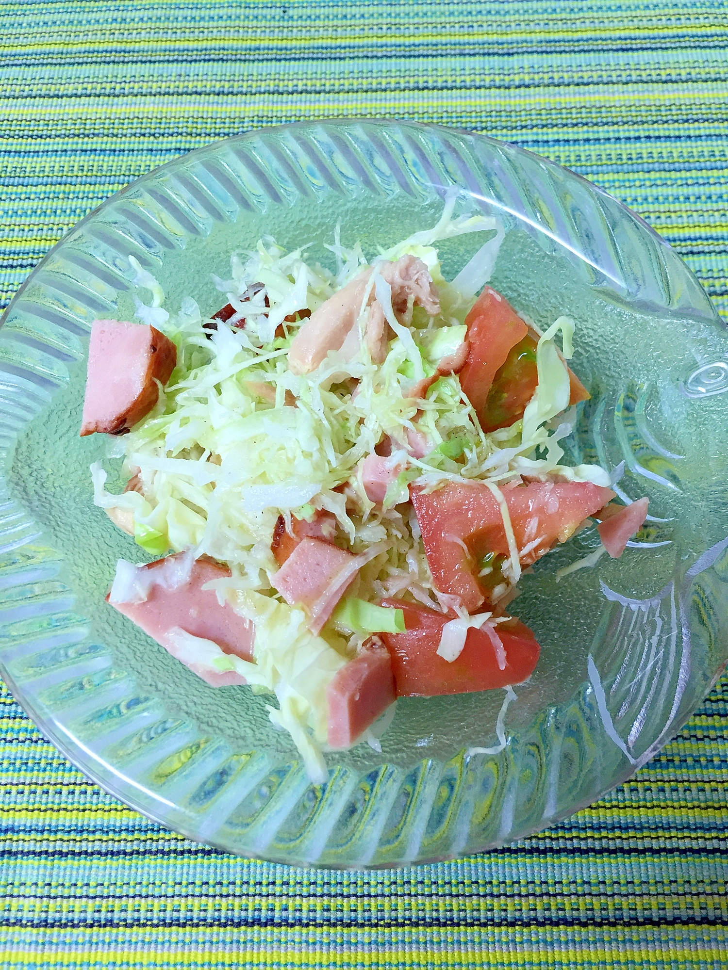 焼豚とトマトとキャベツのオリーブオイル和え