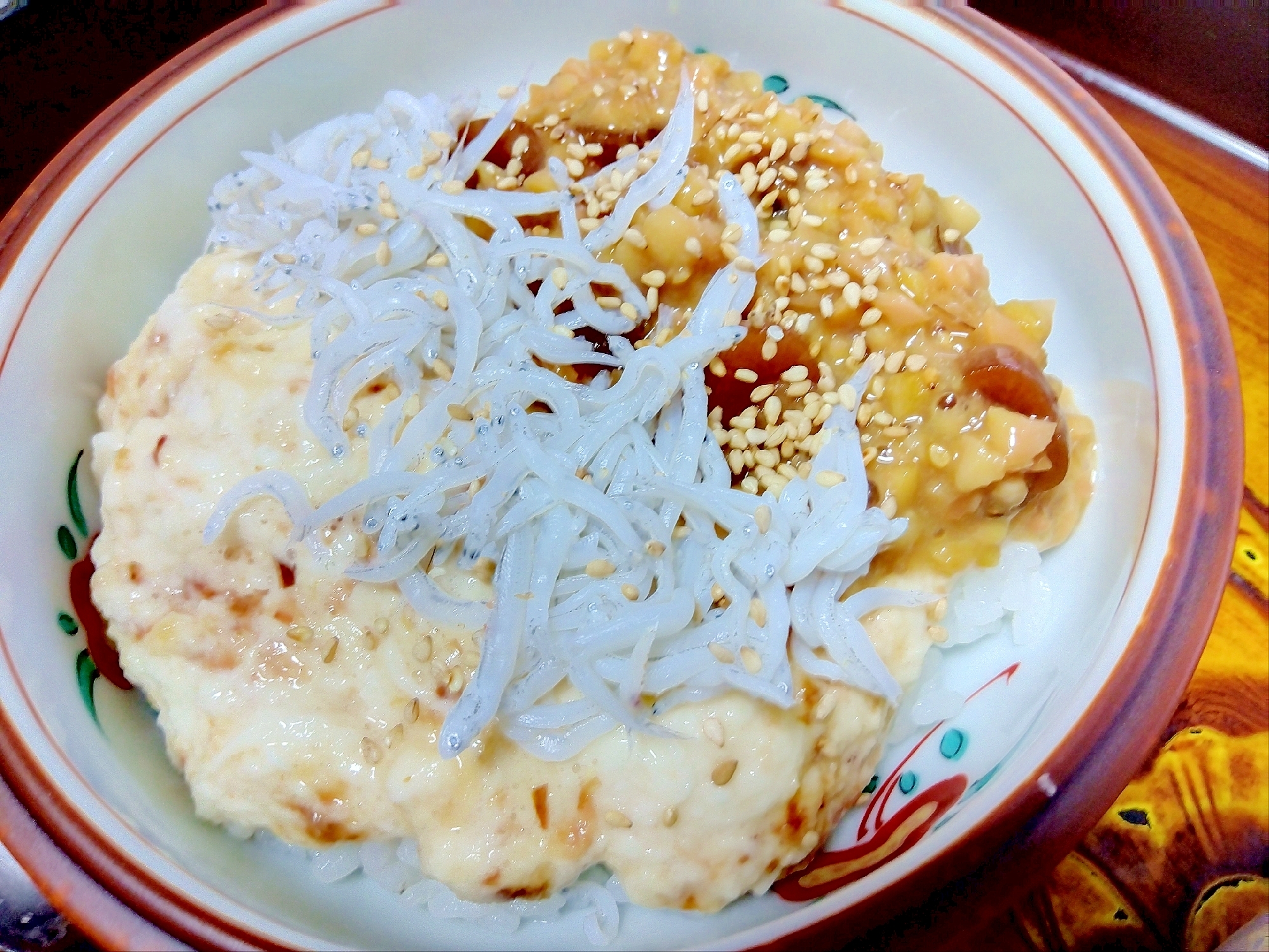 鰹節とろろ&金山寺みそ甘酢生姜納豆&しらす丼