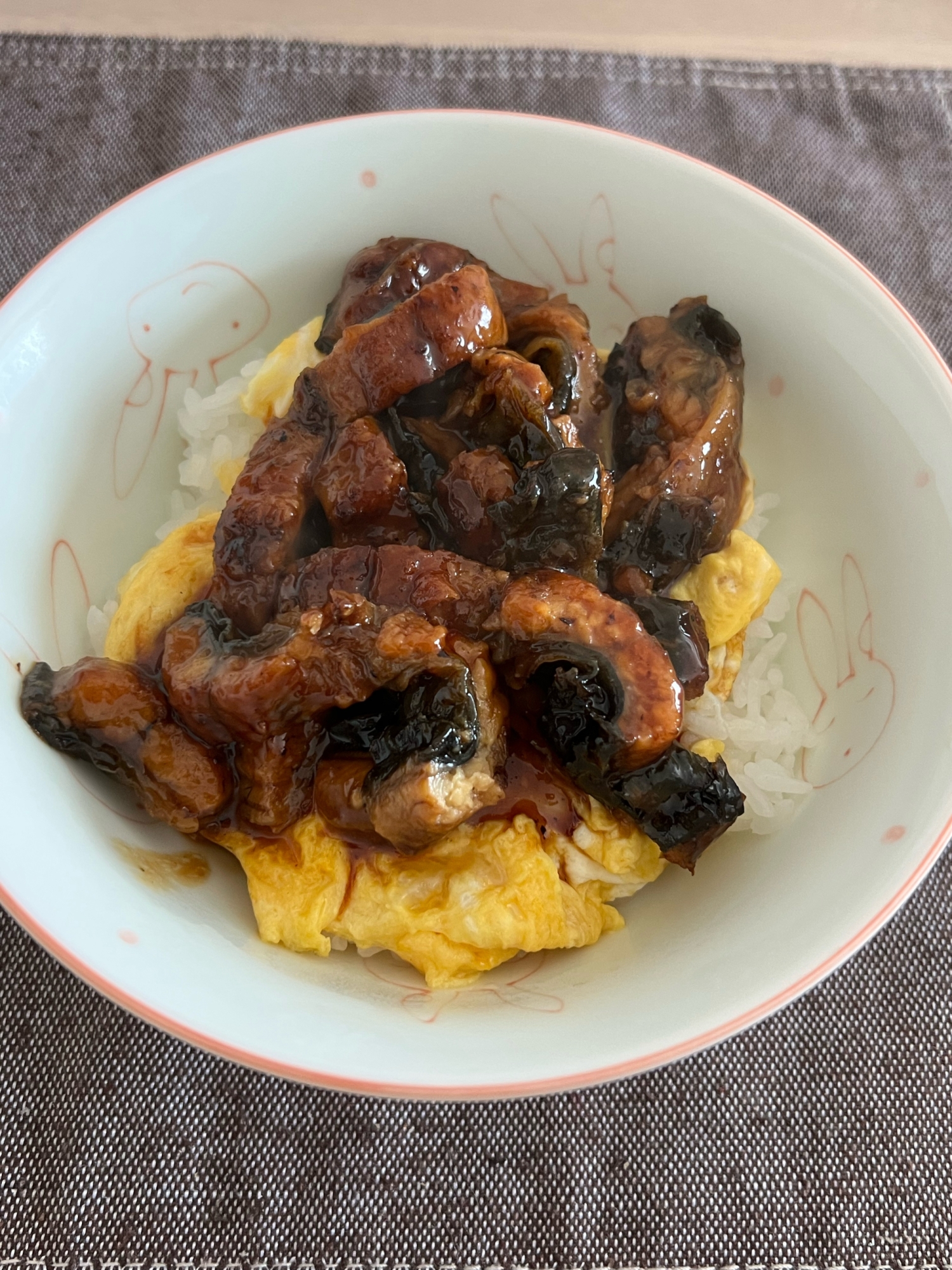 やっぱり美味しい♪うなたま丼