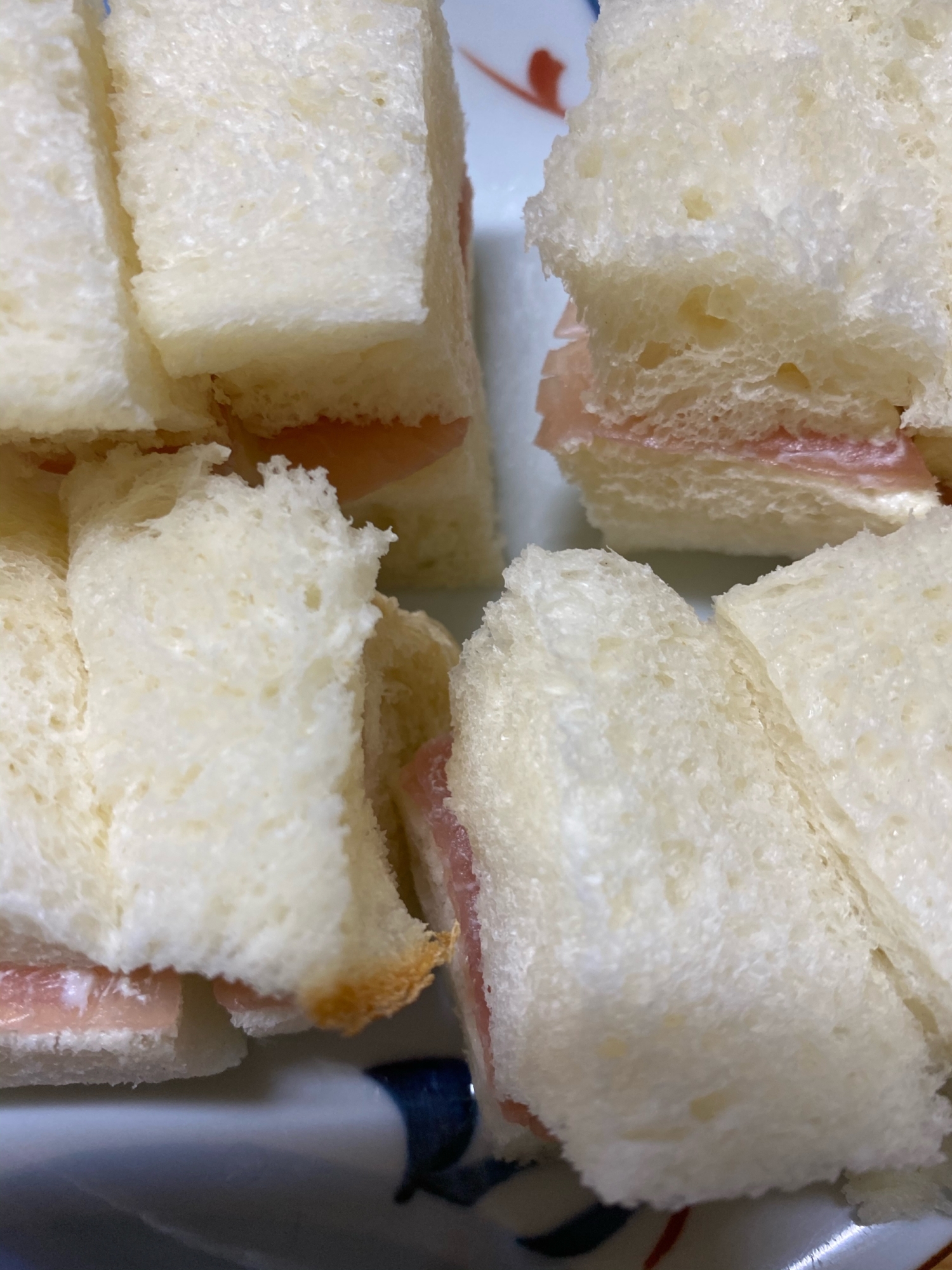 自家製パンで、サンドイッチ