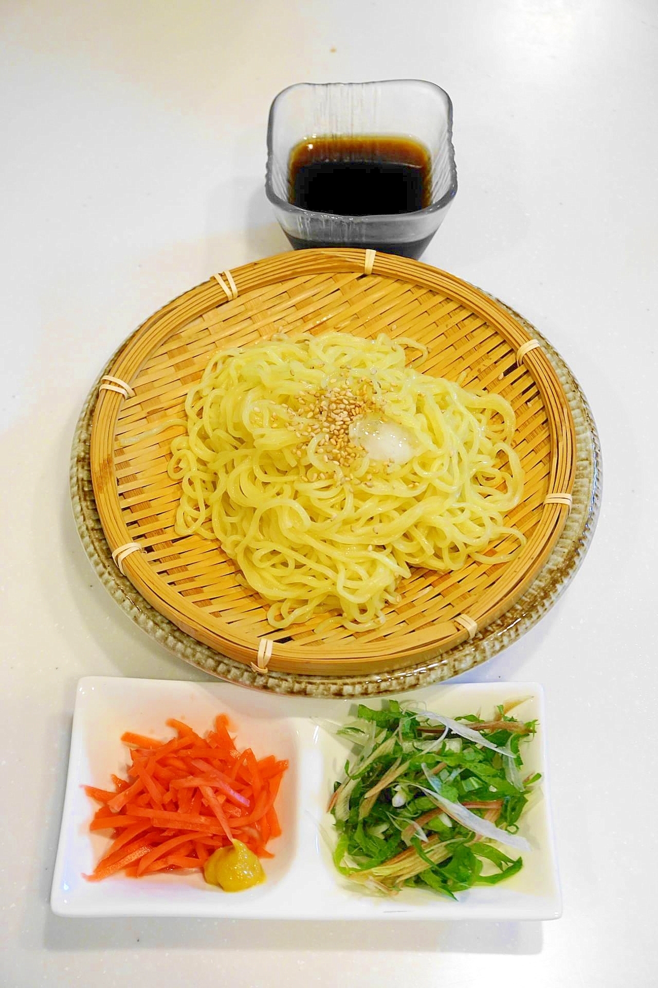 潔く薬味のみ～麺そのものを楽しむ！冷やし中華つけ麺