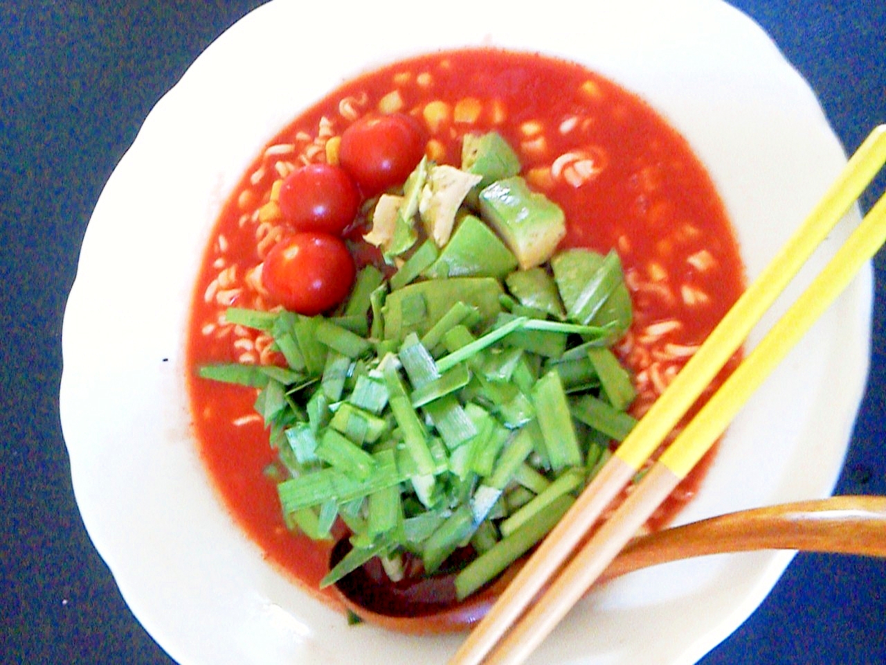 野菜だけのトマトラーメン