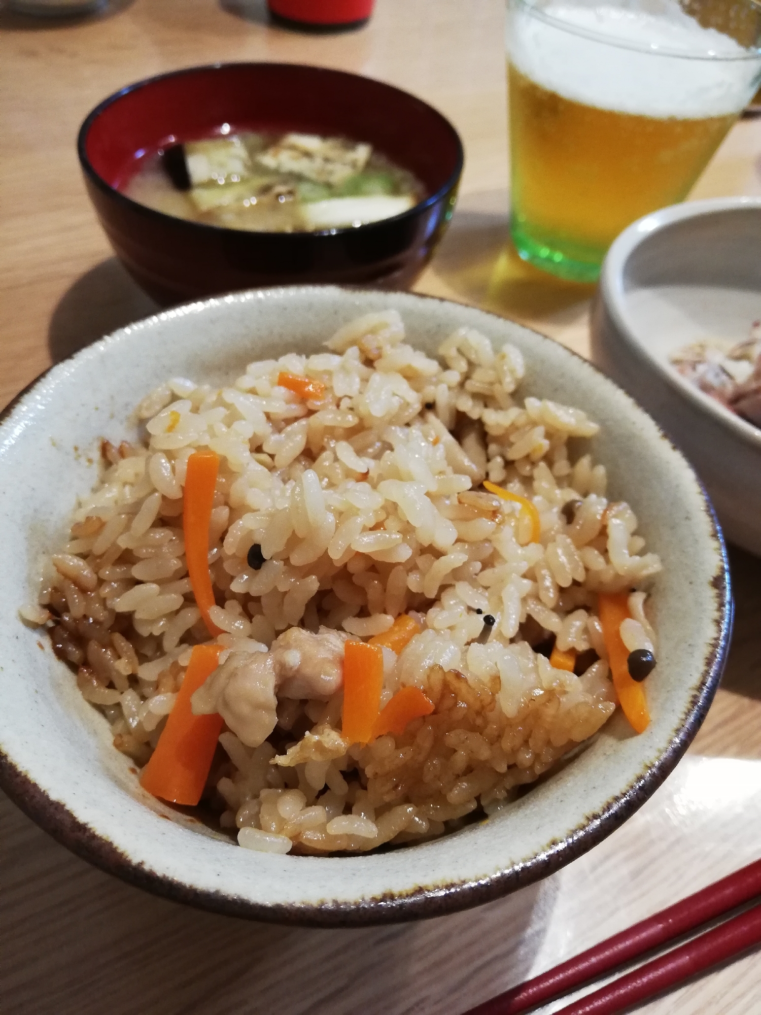 鶏ときのこの炊き込みご飯