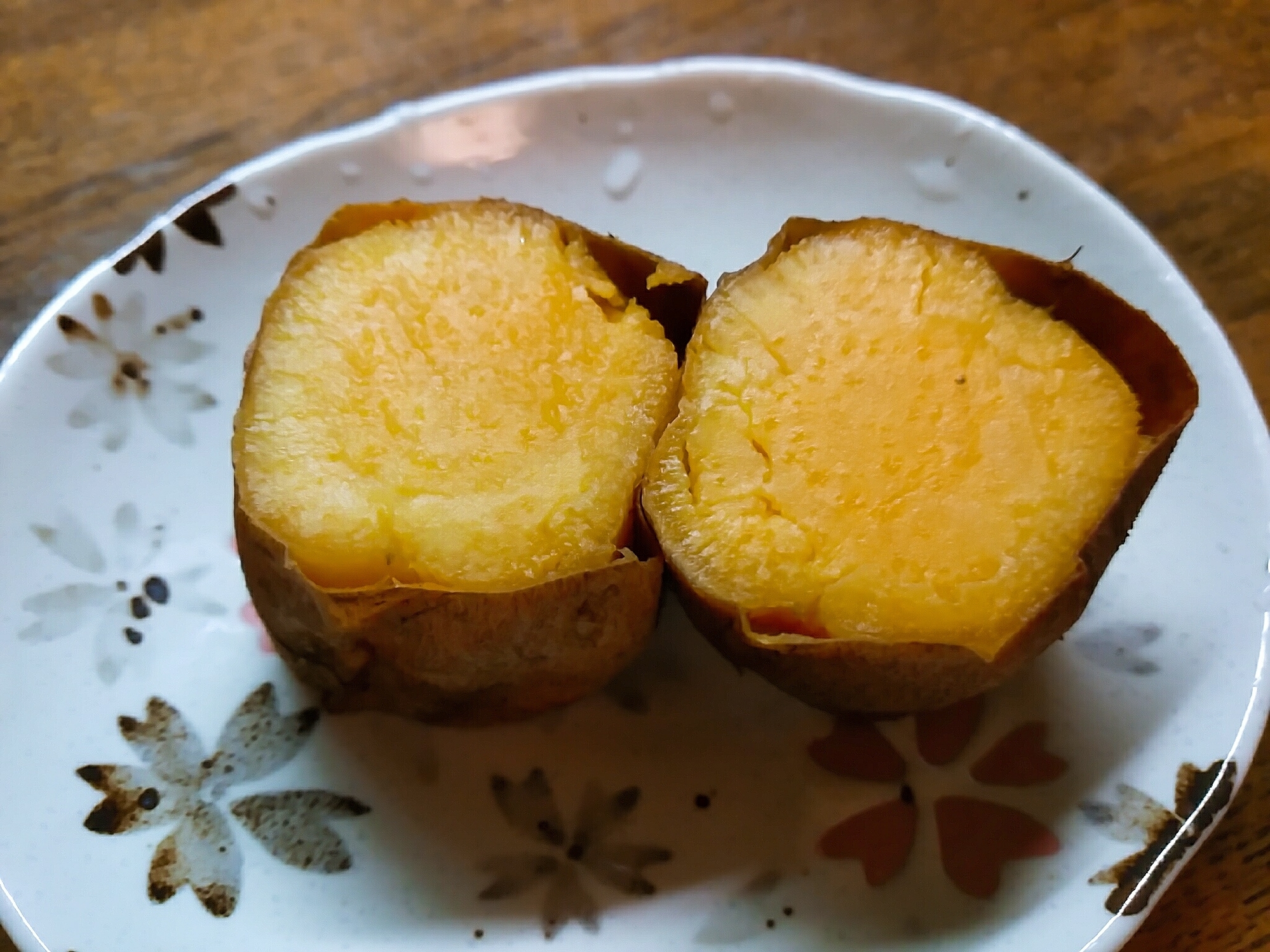 オーブンの低温でしっとり焼き芋