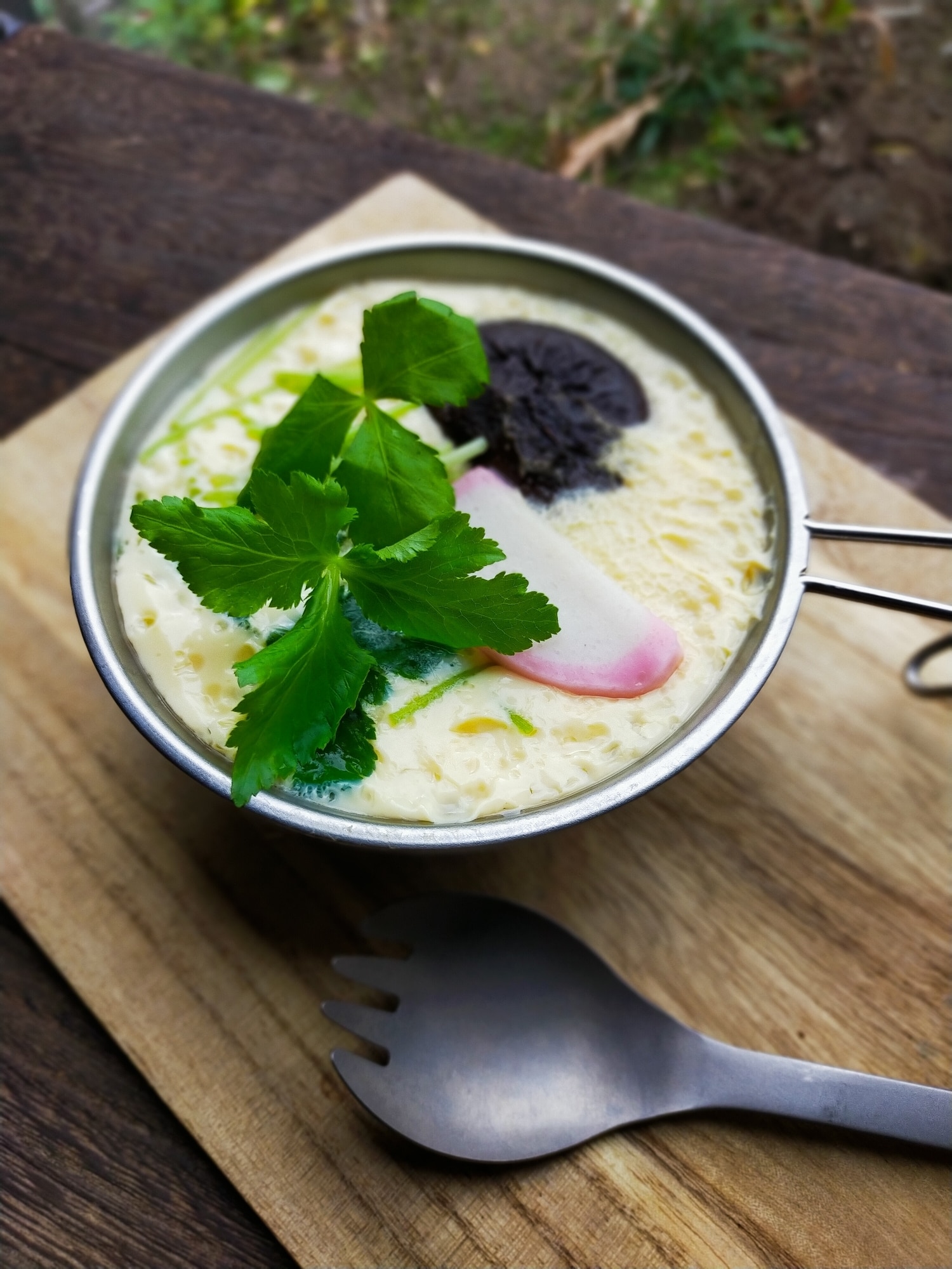 シェラカップでひとり分の茶碗蒸し レシピ・作り方 by たまの、気まま