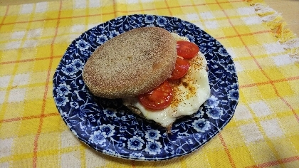 こんにちは♪
朝食に頂きました。簡単シンプルでとっても美味しかったです♪ごちそうさまでした(^^)v