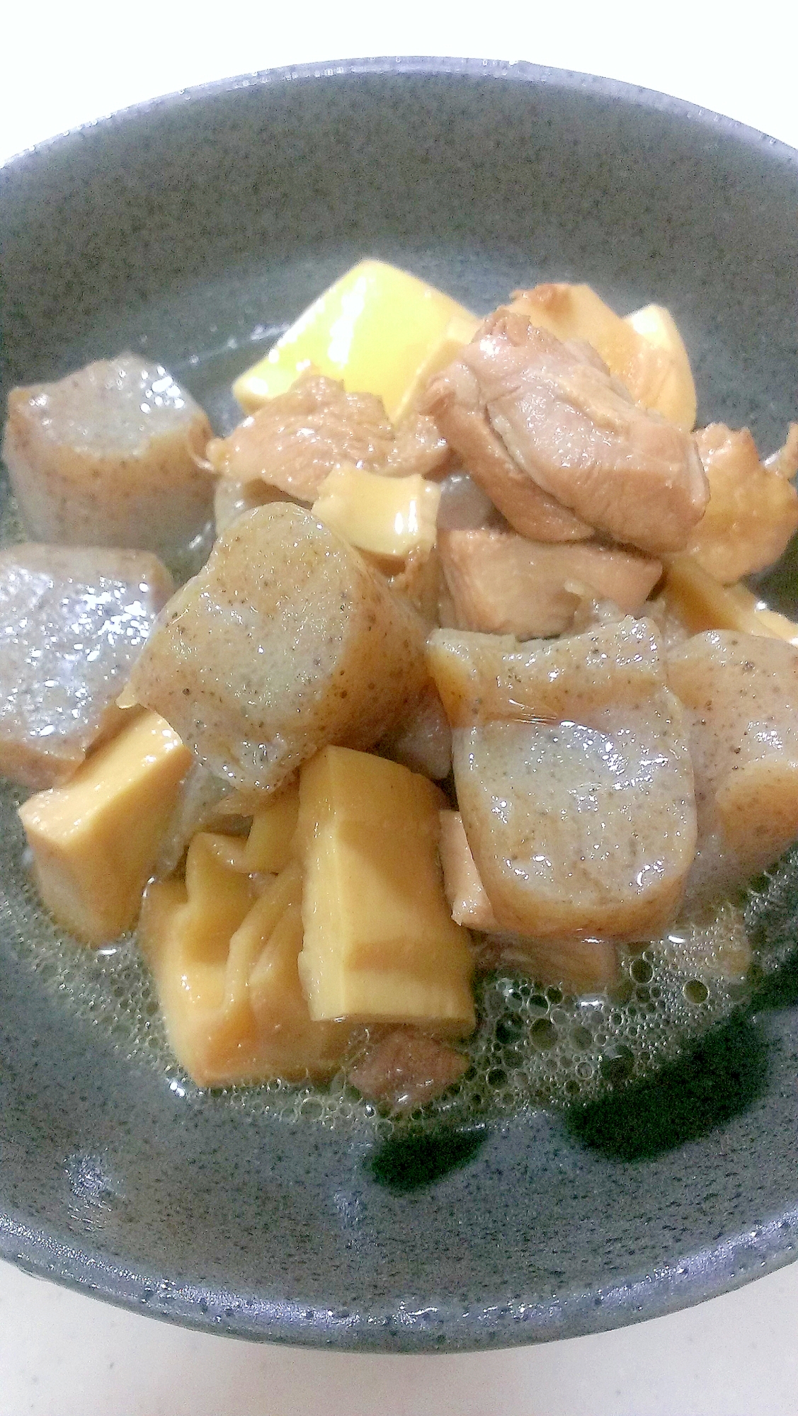 筍とこんにゃくと鶏肉の煮物♪