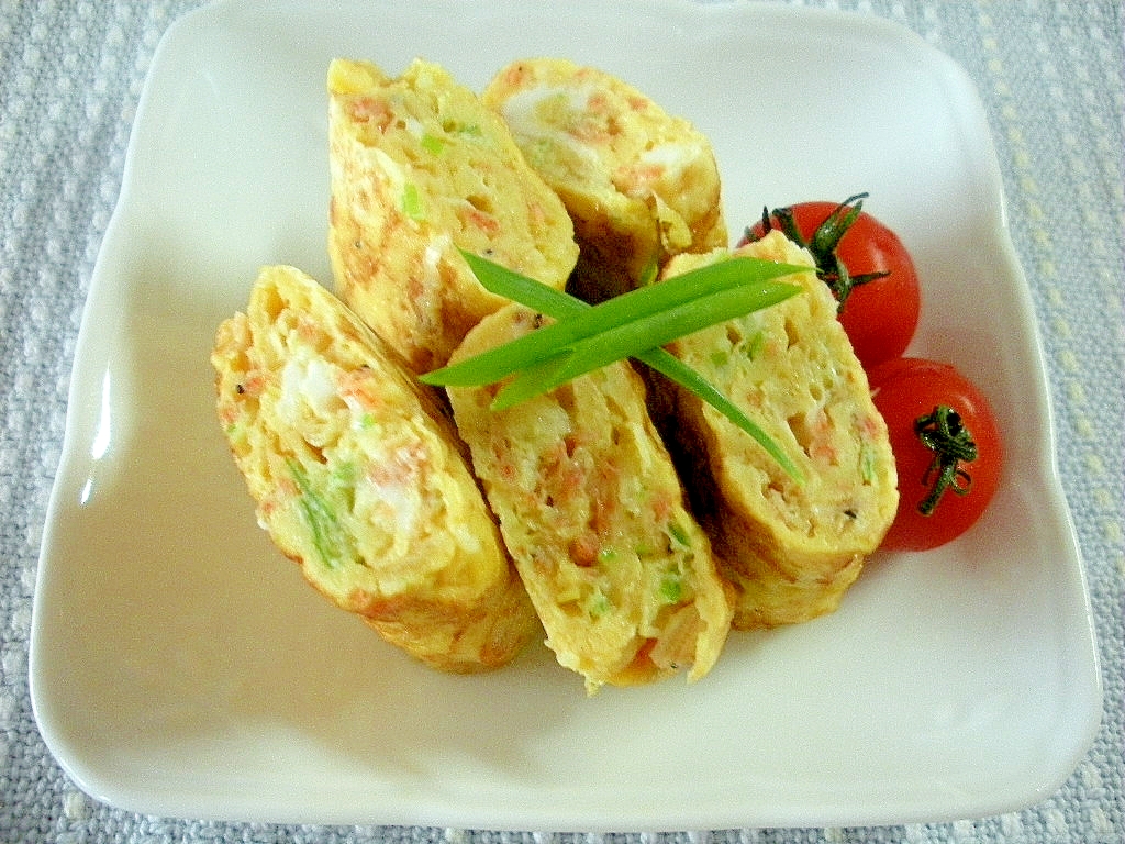 素干しえびと長ねぎの鶏がら塩糀入り卵焼き♪