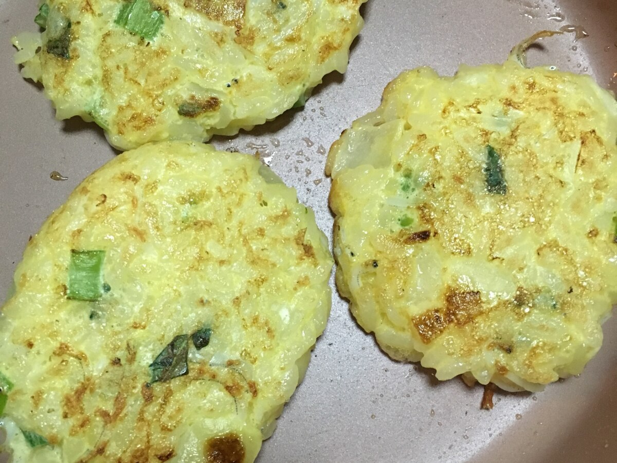 離乳食 玉ねぎ ネギ ご飯のおやき レシピ 作り方 By ドラざえもん009 楽天レシピ 離乳食 玉ねぎ ネギ ご飯のおやき レシピ 作り方 By ドラざえもん009 楽天レシピ