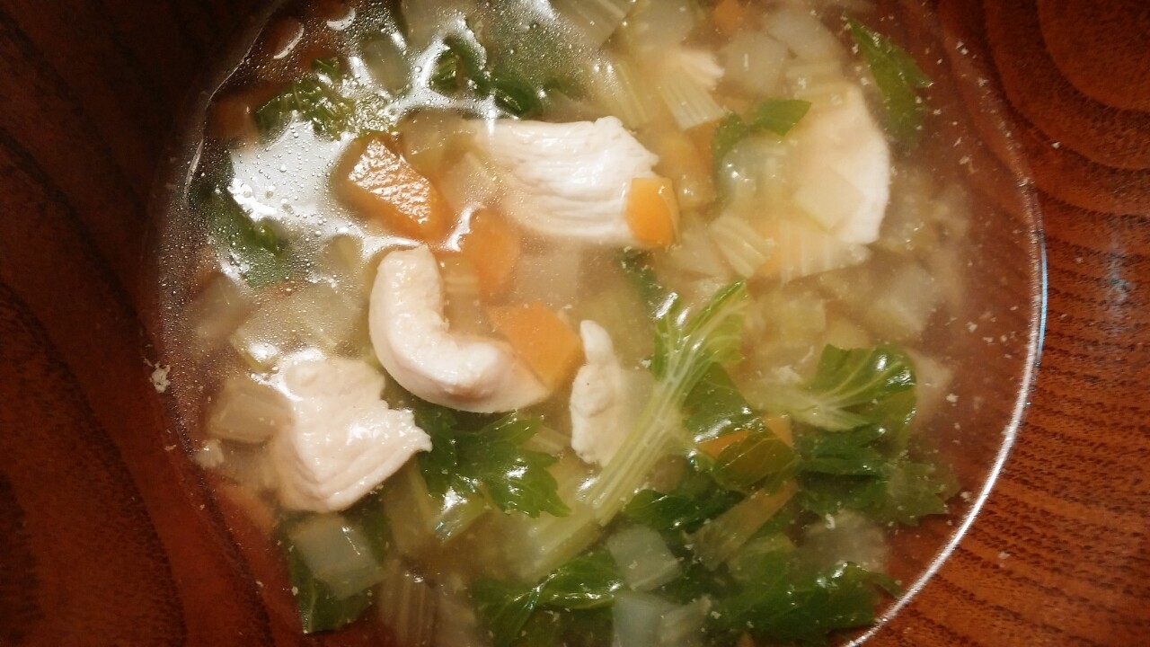 野菜と鶏むね肉の玄米入りスープ(^.^)