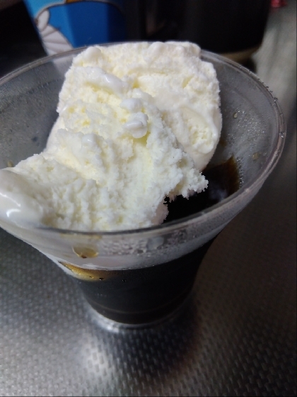 簡単なのにめちゃうま！コーヒーゼリーアイス乗せ！
