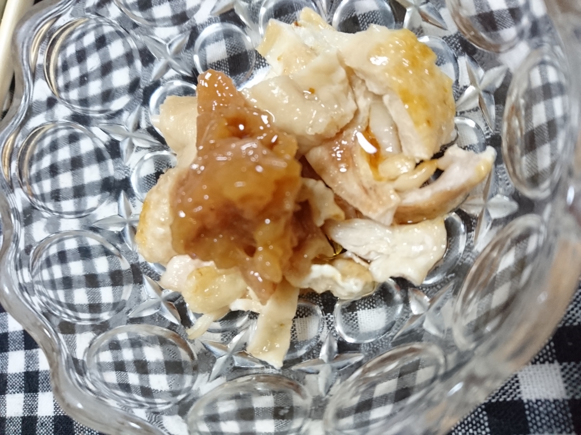 鶏皮の梅肉和え