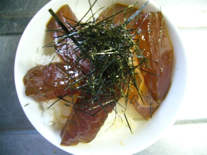 熟成したまぐろの旨味が凝縮！まぐろの漬け丼