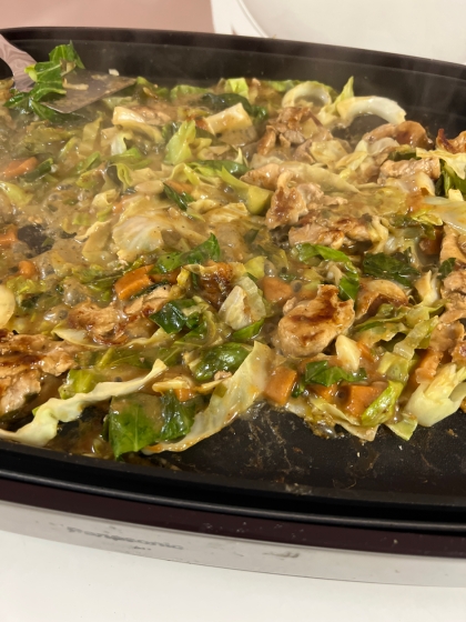 もんじゃ焼きがおうちでも食べたくて作りました
また月島もんじゃも食べたいです
でも本格的な味が楽しめましたー