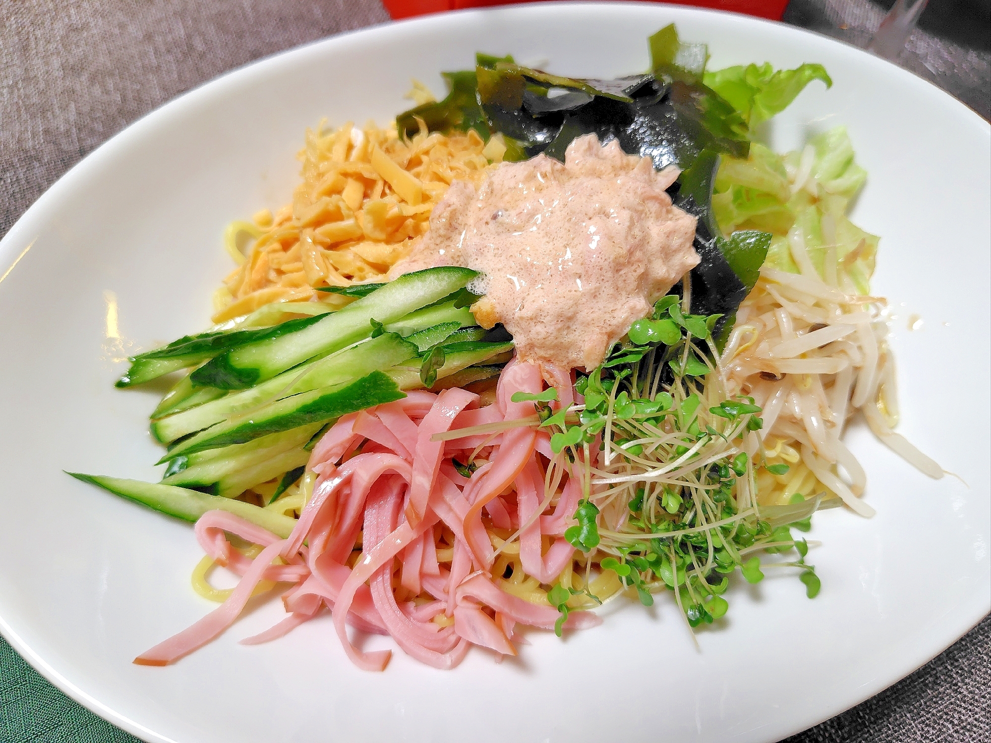 簡単タレ ツナマヨ添え冷やし中華