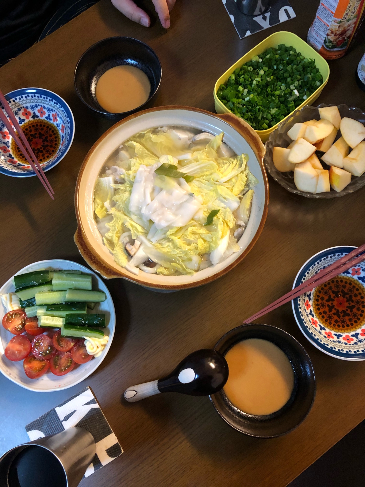 肉　魚　野菜　うどん　全部入れ鍋☆