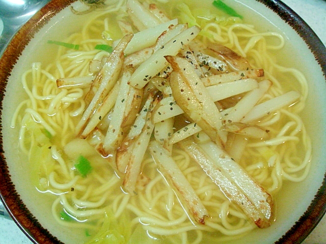 じゃがいものソテー塩ラーメン