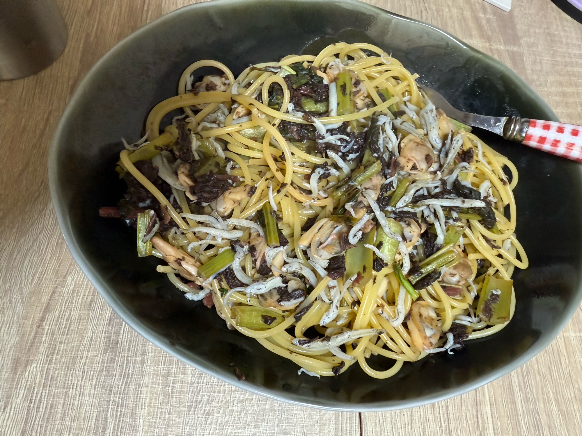 鉄分補給に。小松菜パスタ