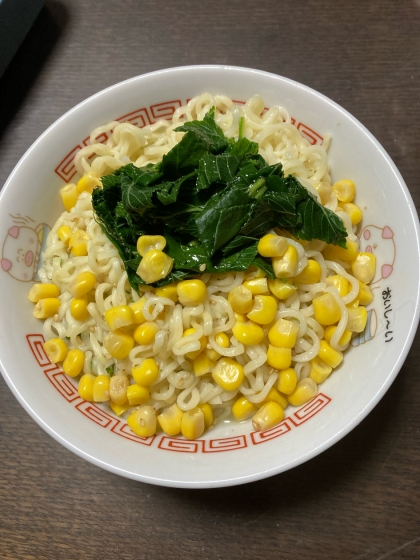 青菜も乗せて作ってみました。コーンの甘味もあり、美味しいですね。レシピありがとうございました。